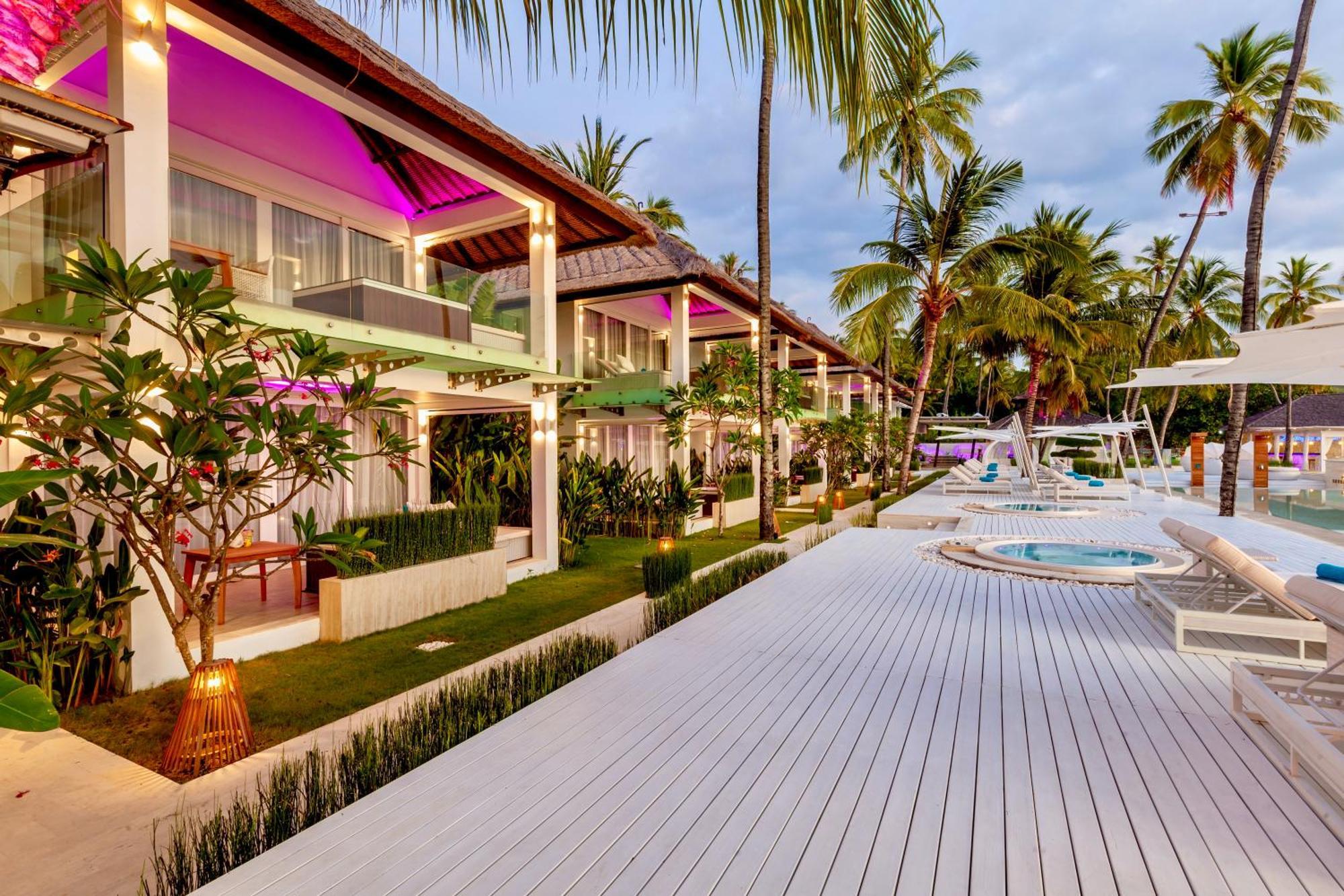 Seven Secrets By Hanging Gardens Senggigi Exterior photo